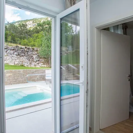 Orljak Villa Lanisce