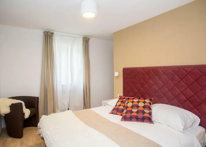 Orljak Villa Lanisce